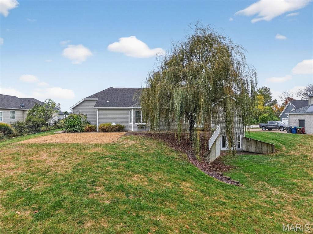537 Oakbluff Court