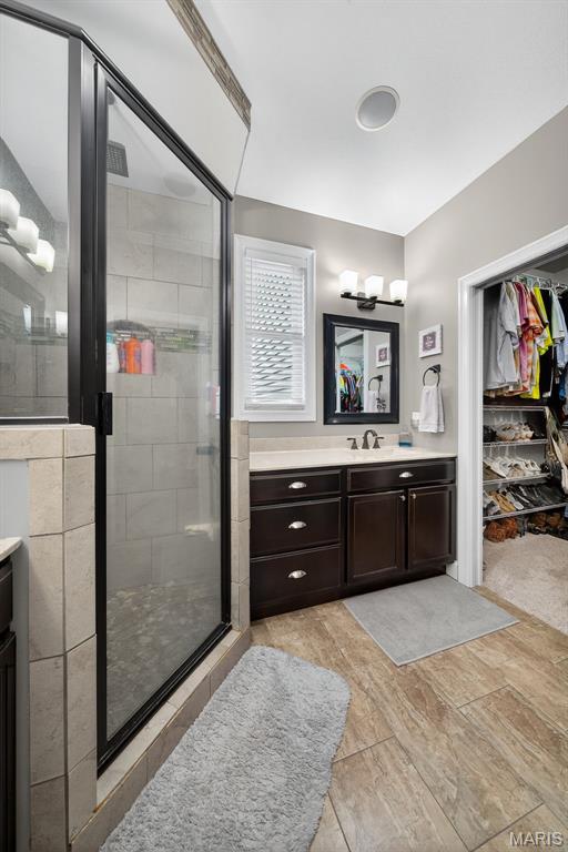 537 Oakbluff Court