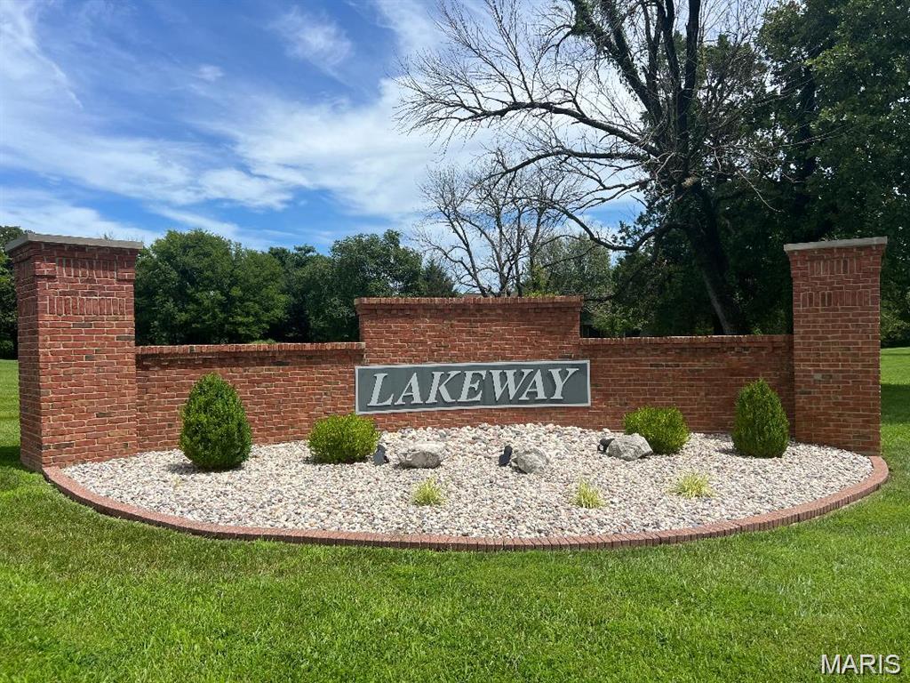 1329 Lakeway Drive