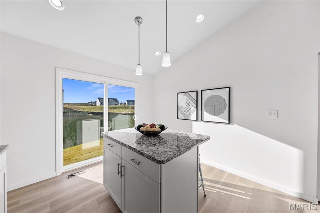 22757 Hudson Hills