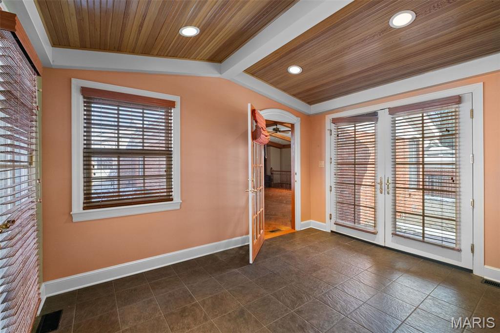 610 High Hampton Road