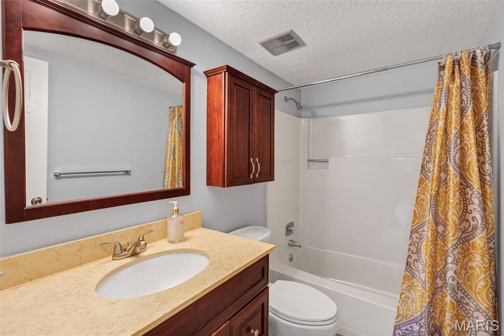 1465 Heritage Landing Unit: 403