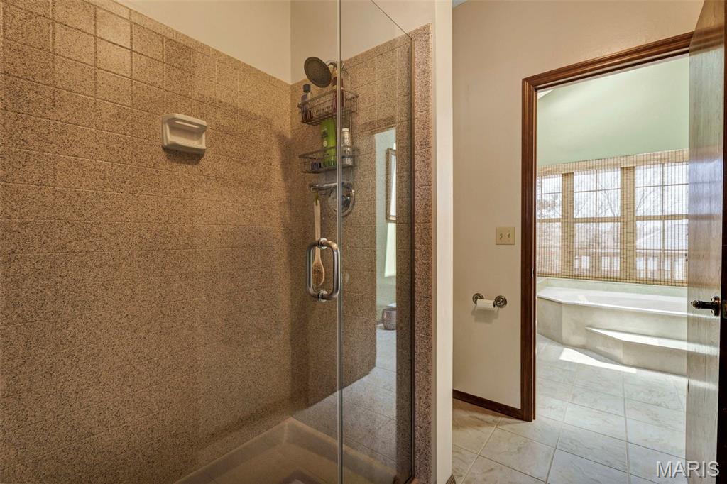 405 Meramec Way Unit: 10