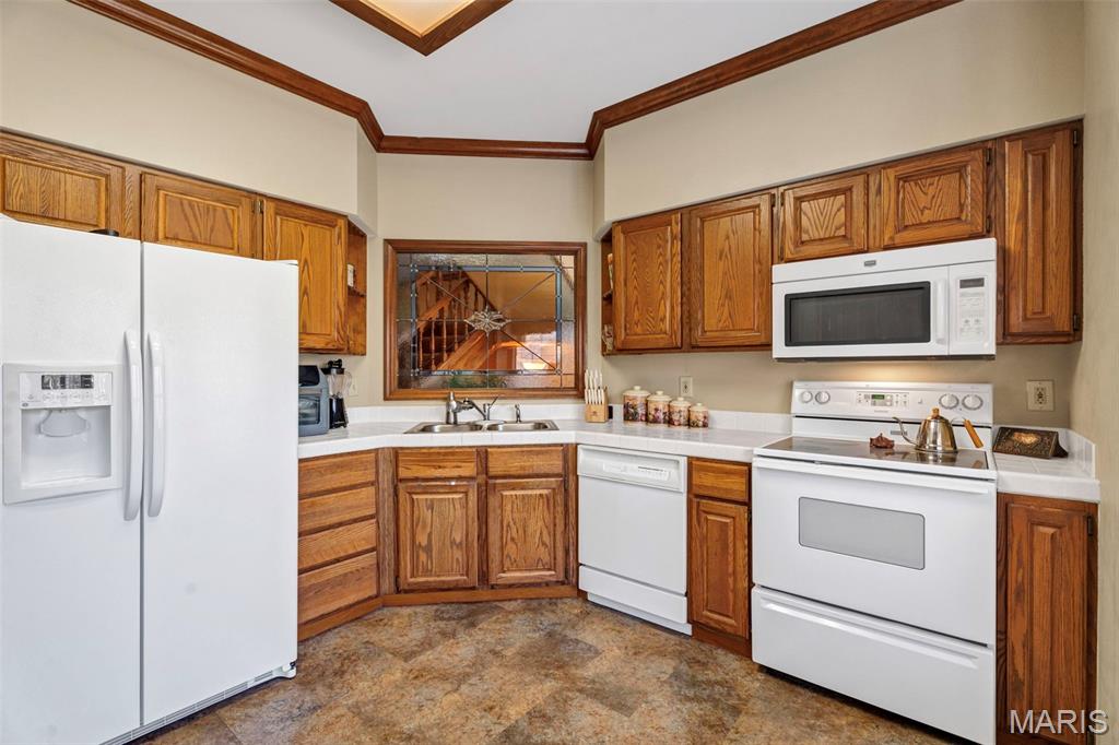 405 Meramec Way Unit: 10