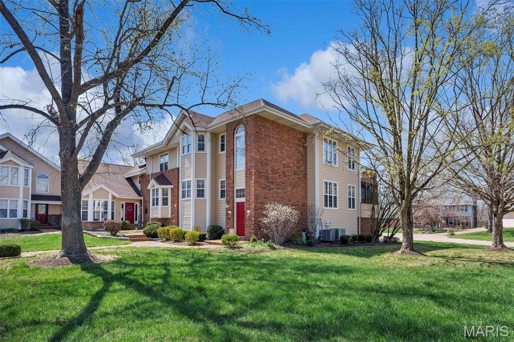 405 Meramec Way Unit: 10