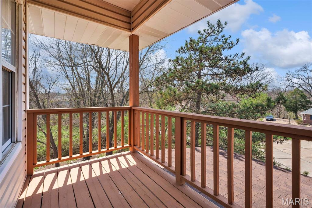 405 Meramec Way Unit: 10