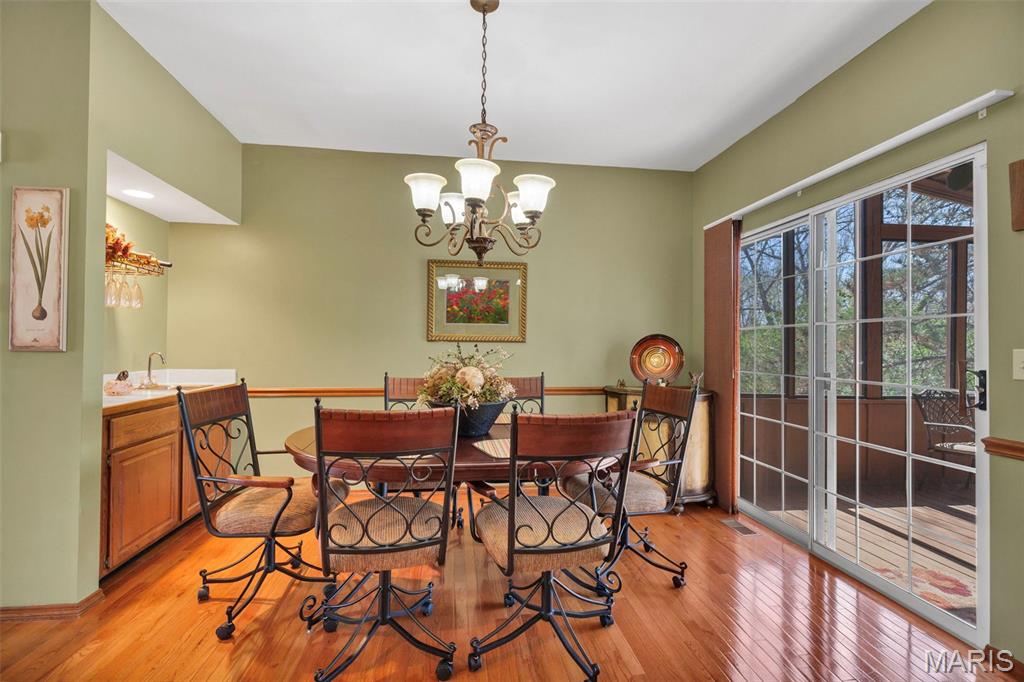 405 Meramec Way Unit: 10