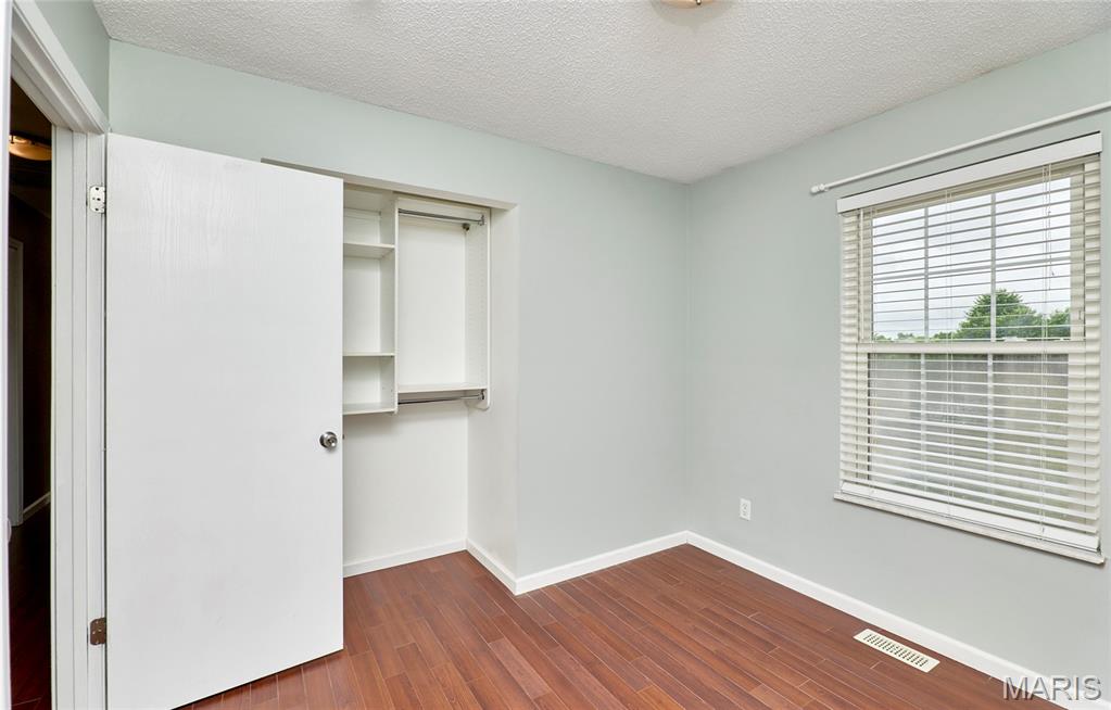 6001 La Chateau Court