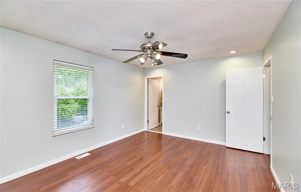 6001 La Chateau Court