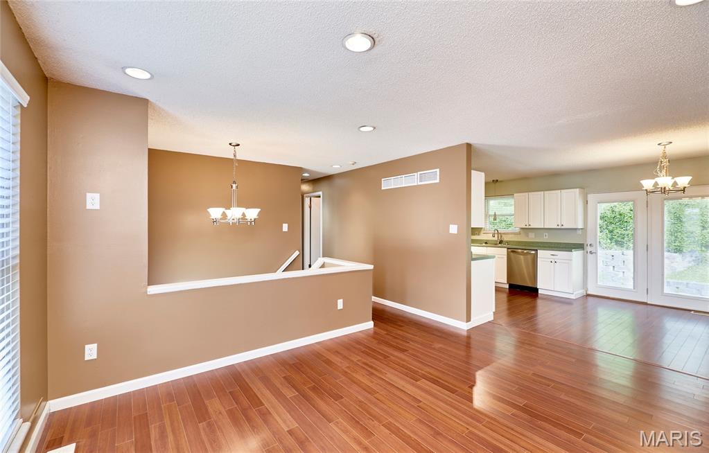 6001 La Chateau Court