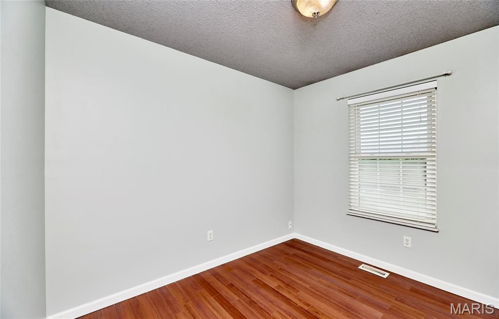 6001 La Chateau Court