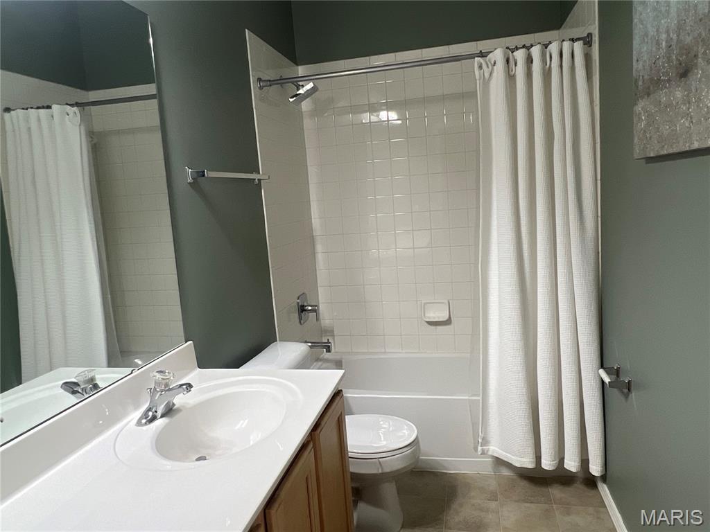 321 Hawks View Drive