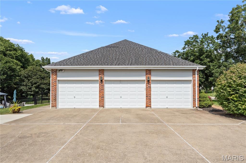 327 Woodmere Drive