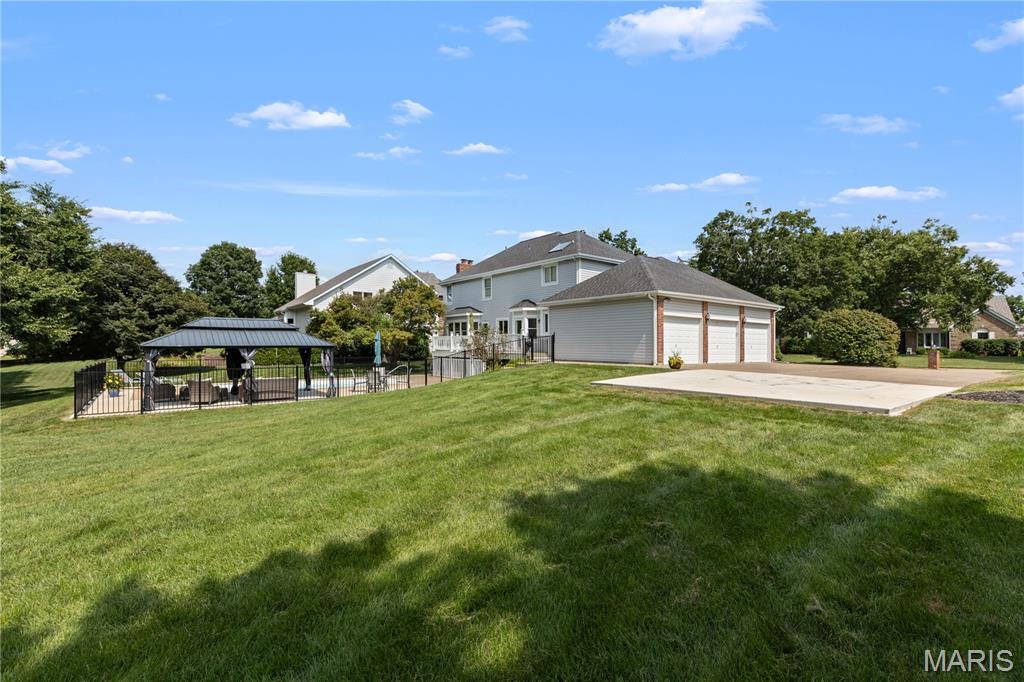 327 Woodmere Drive