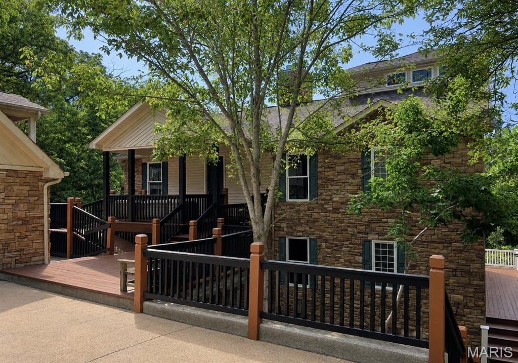 816 W Gray Friar
