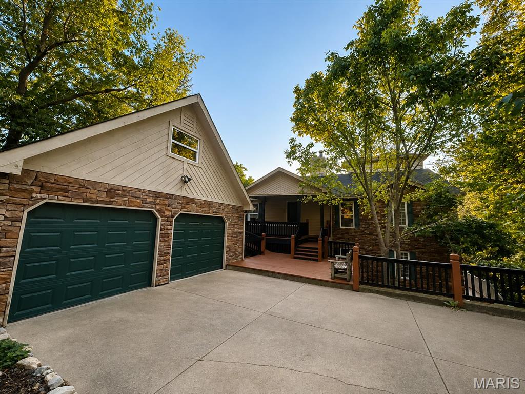 816 W Gray Friar