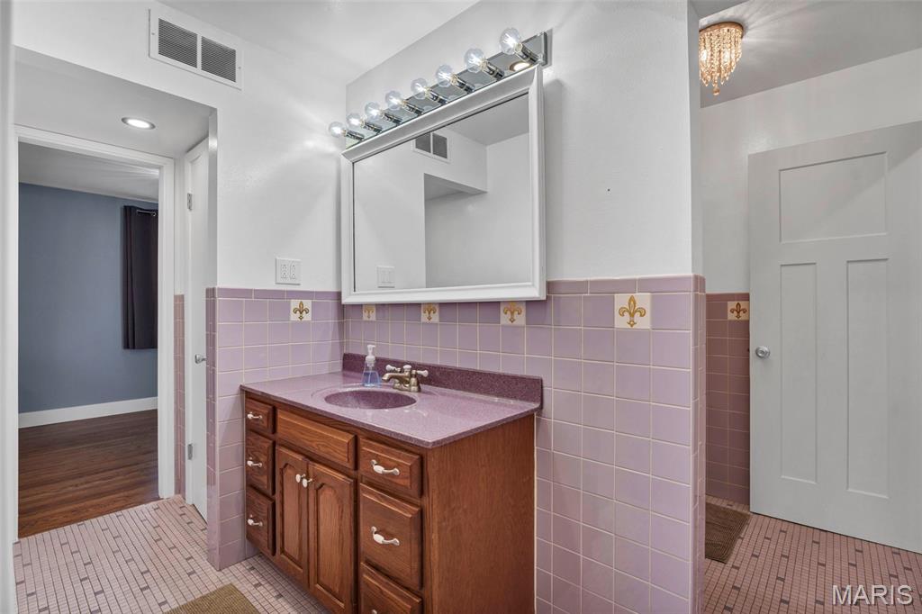 1533 Sherman Drive