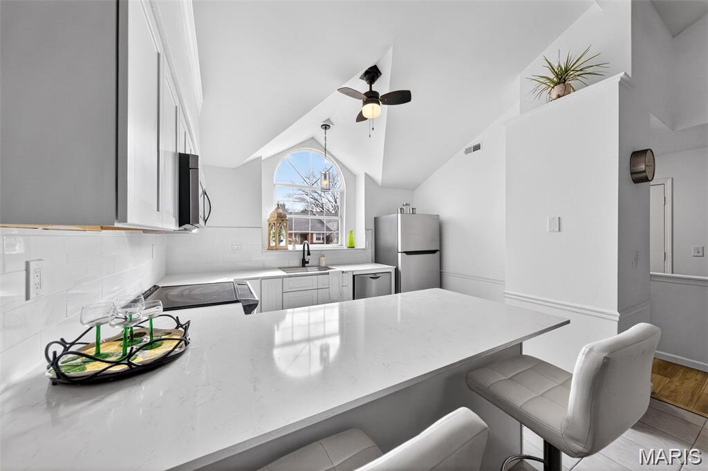 13305 Woodlake Village Court