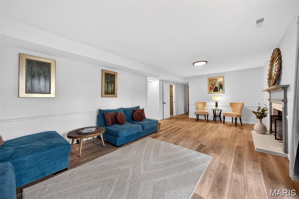13305 Woodlake Village Court