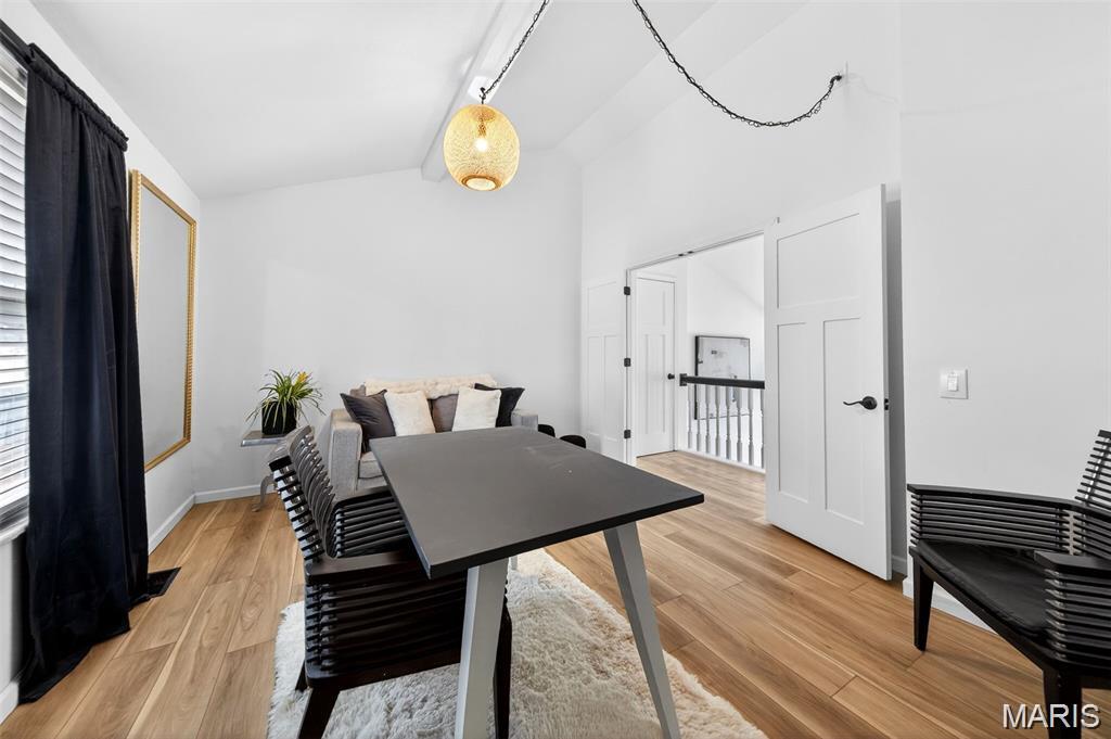 13305 Woodlake Village Court