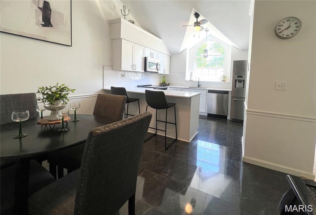 13305 Woodlake Village Court
