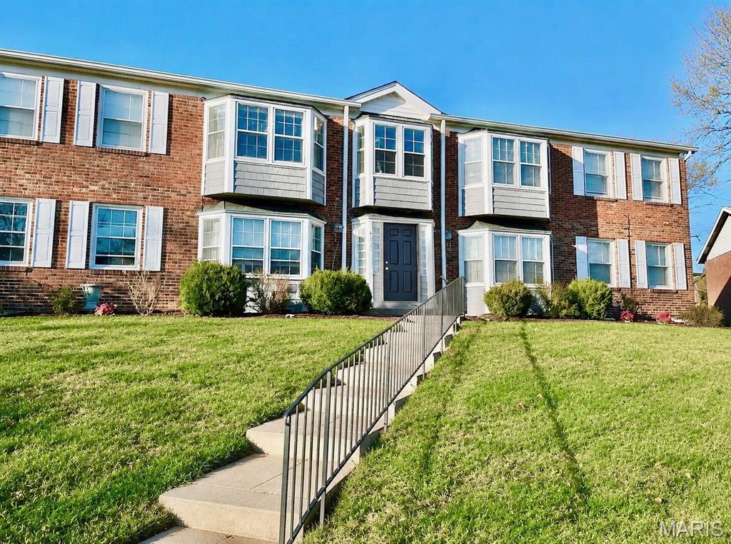 611 Thunderbird Court
