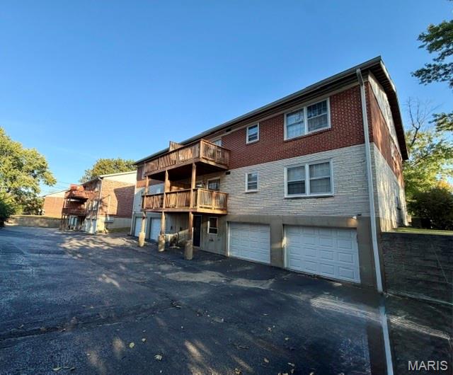612 Thunderbird Court