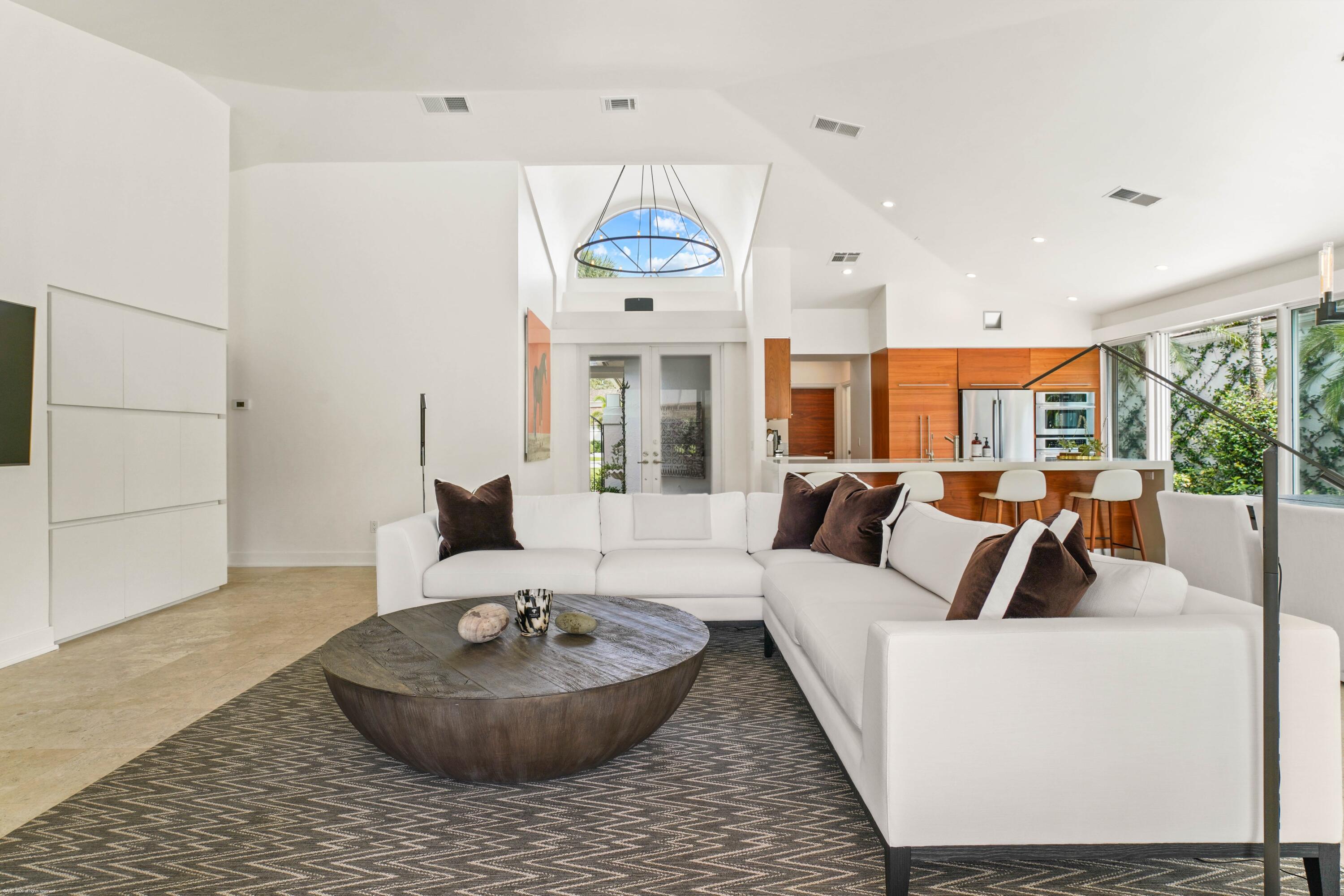 2479 Muir Circle