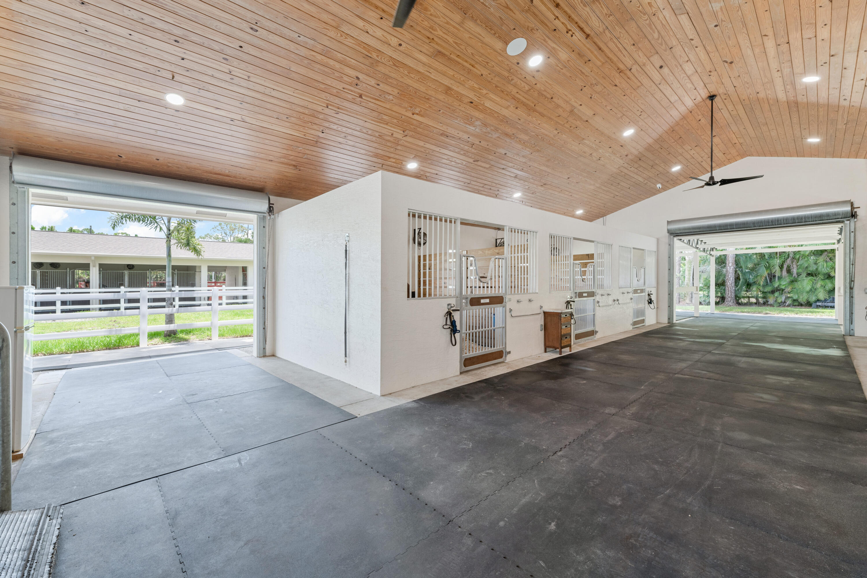 1464 Stallion Drive