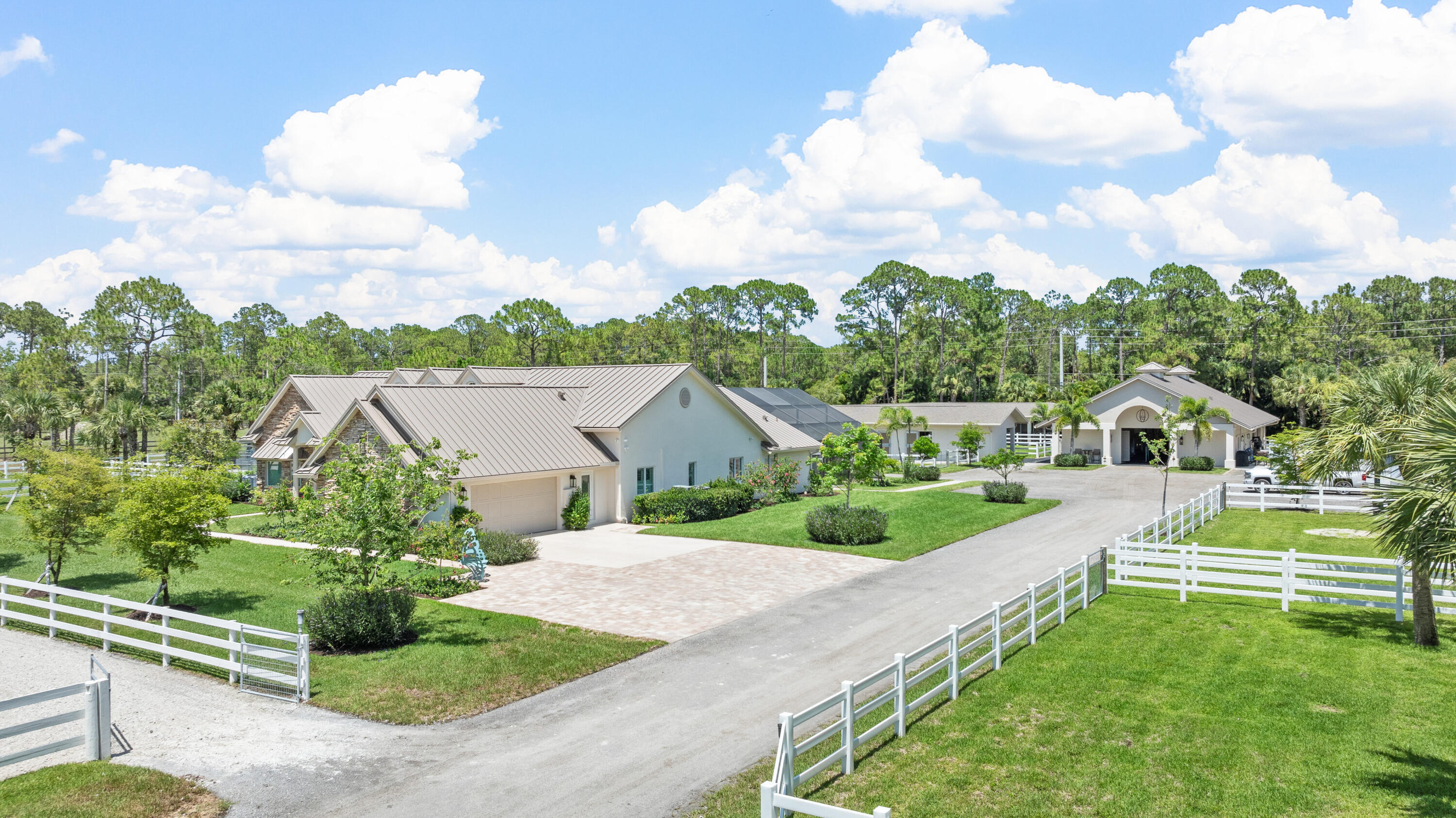 1464 Stallion Drive