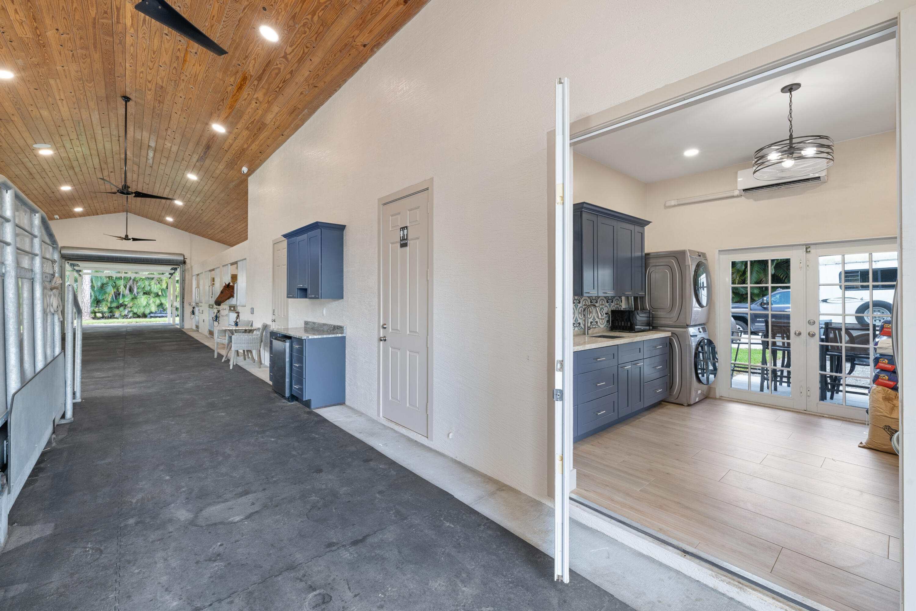 1464 Stallion Drive
