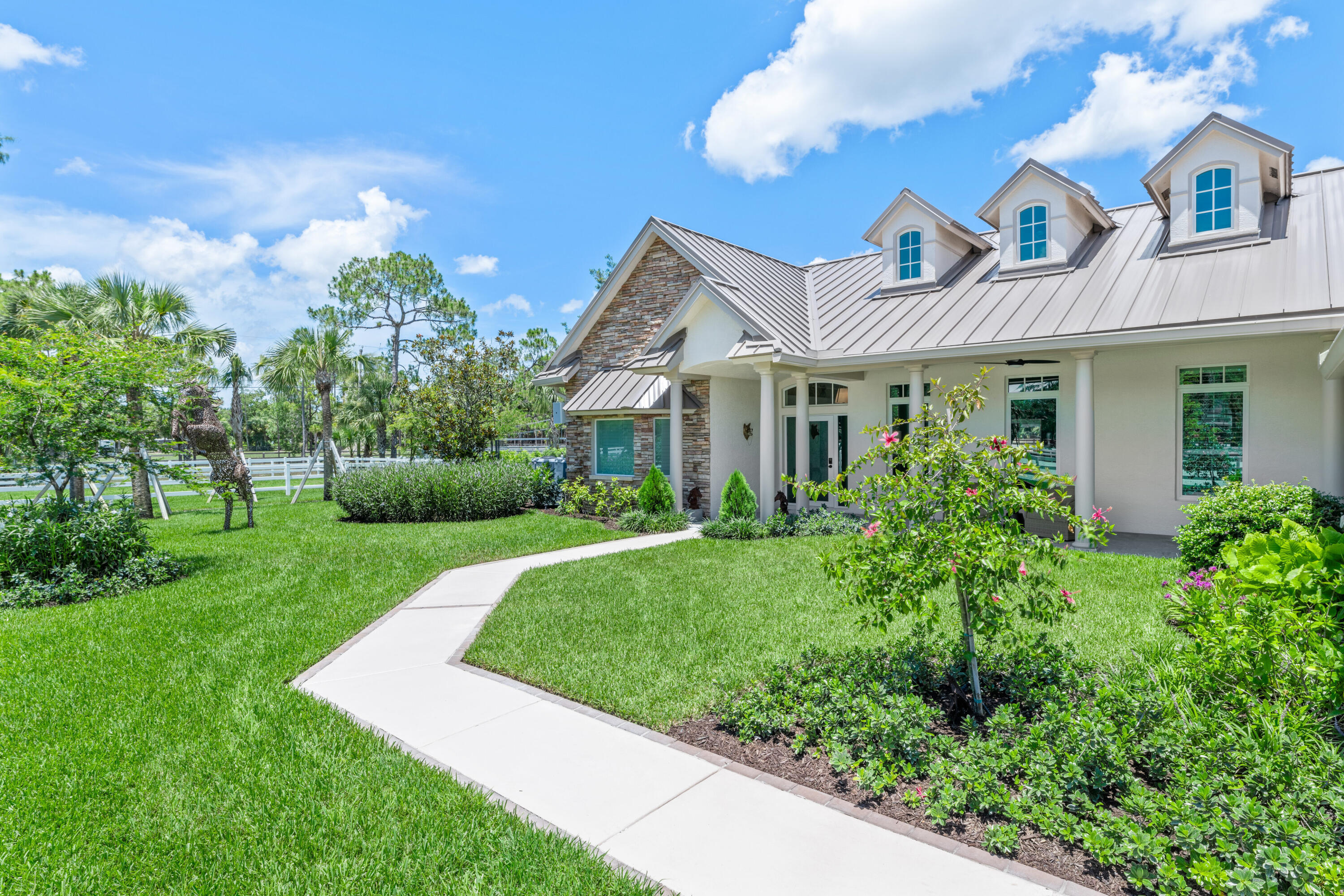 1464 Stallion Drive