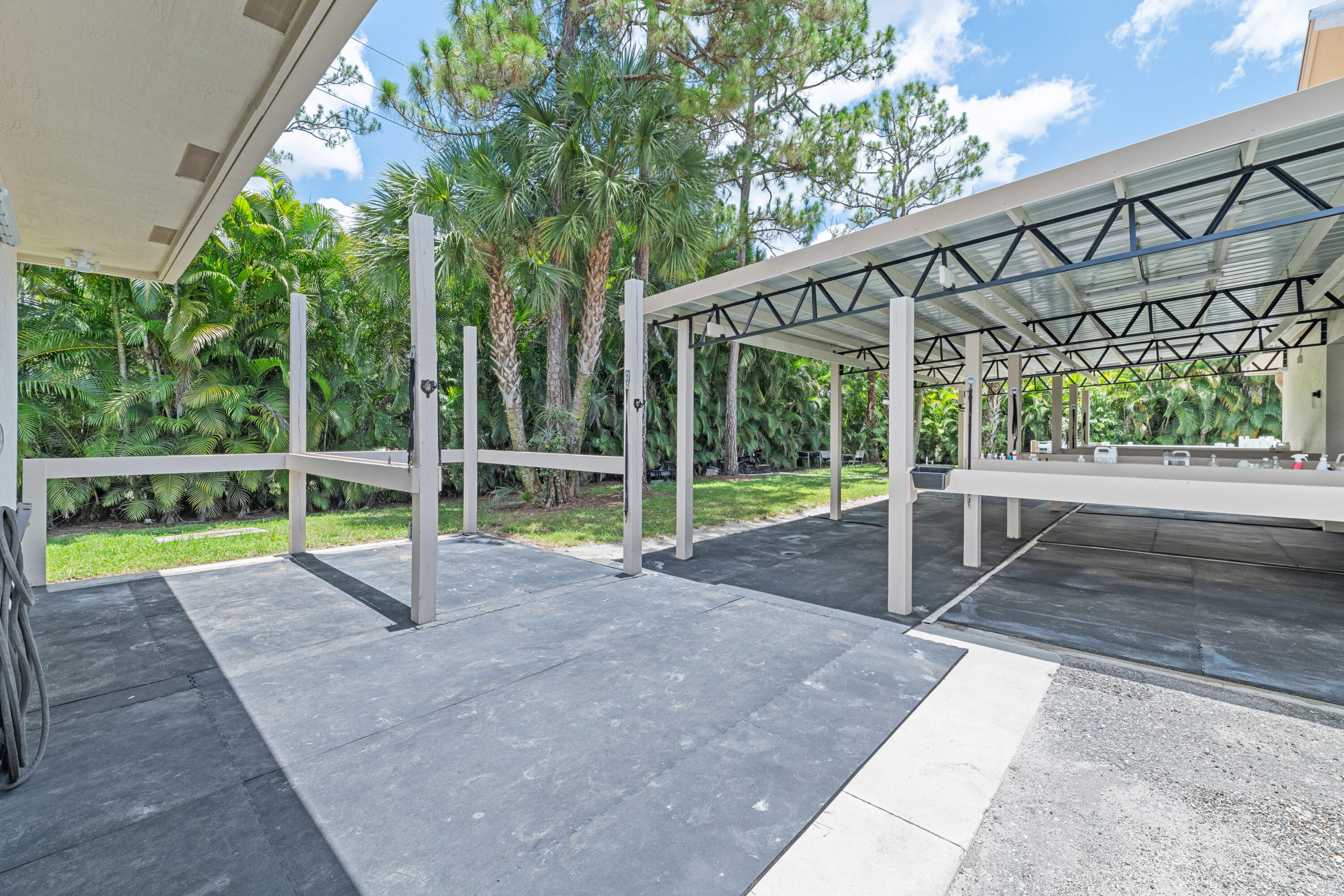 1464 Stallion Drive