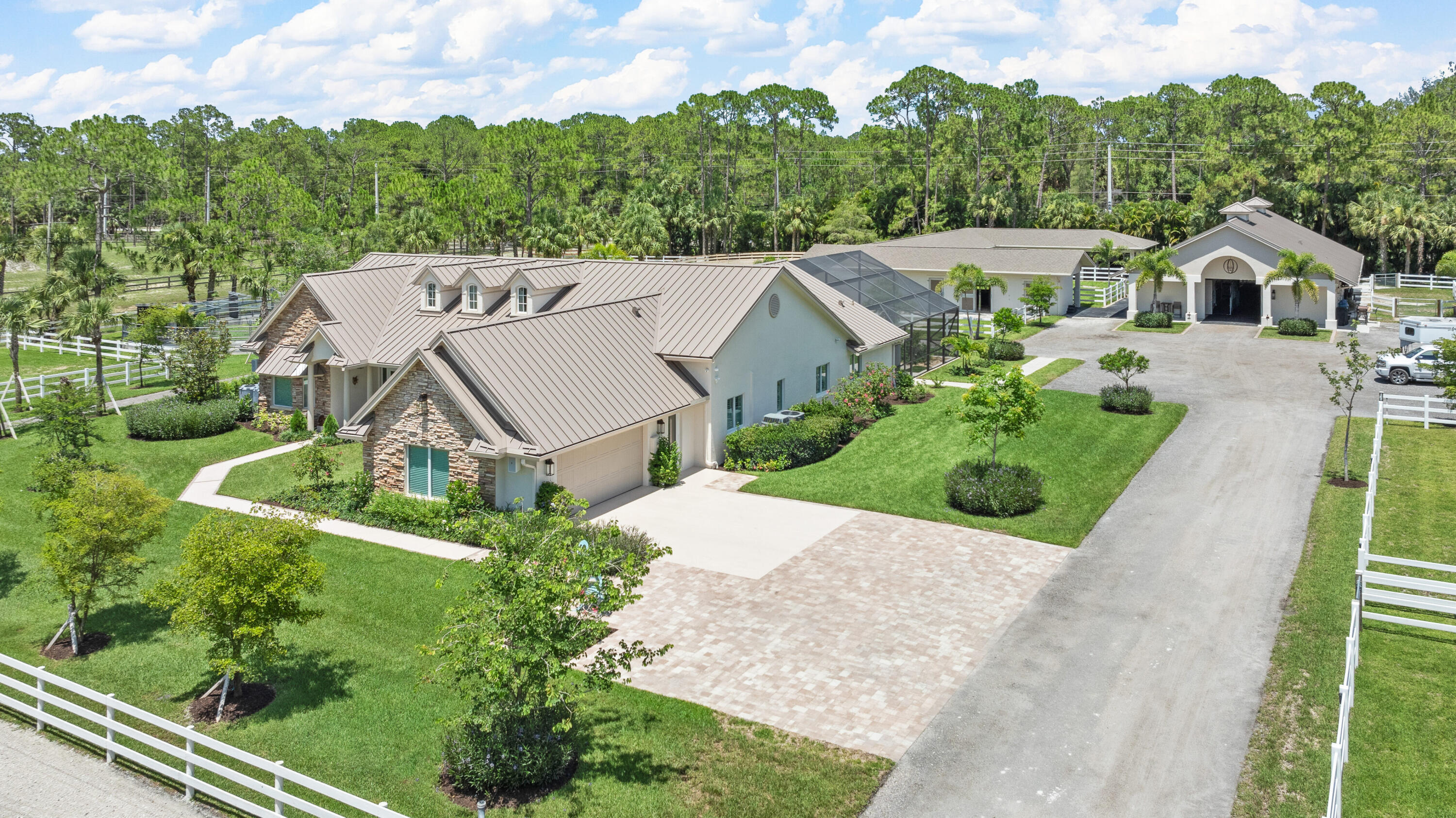 1464 Stallion Drive