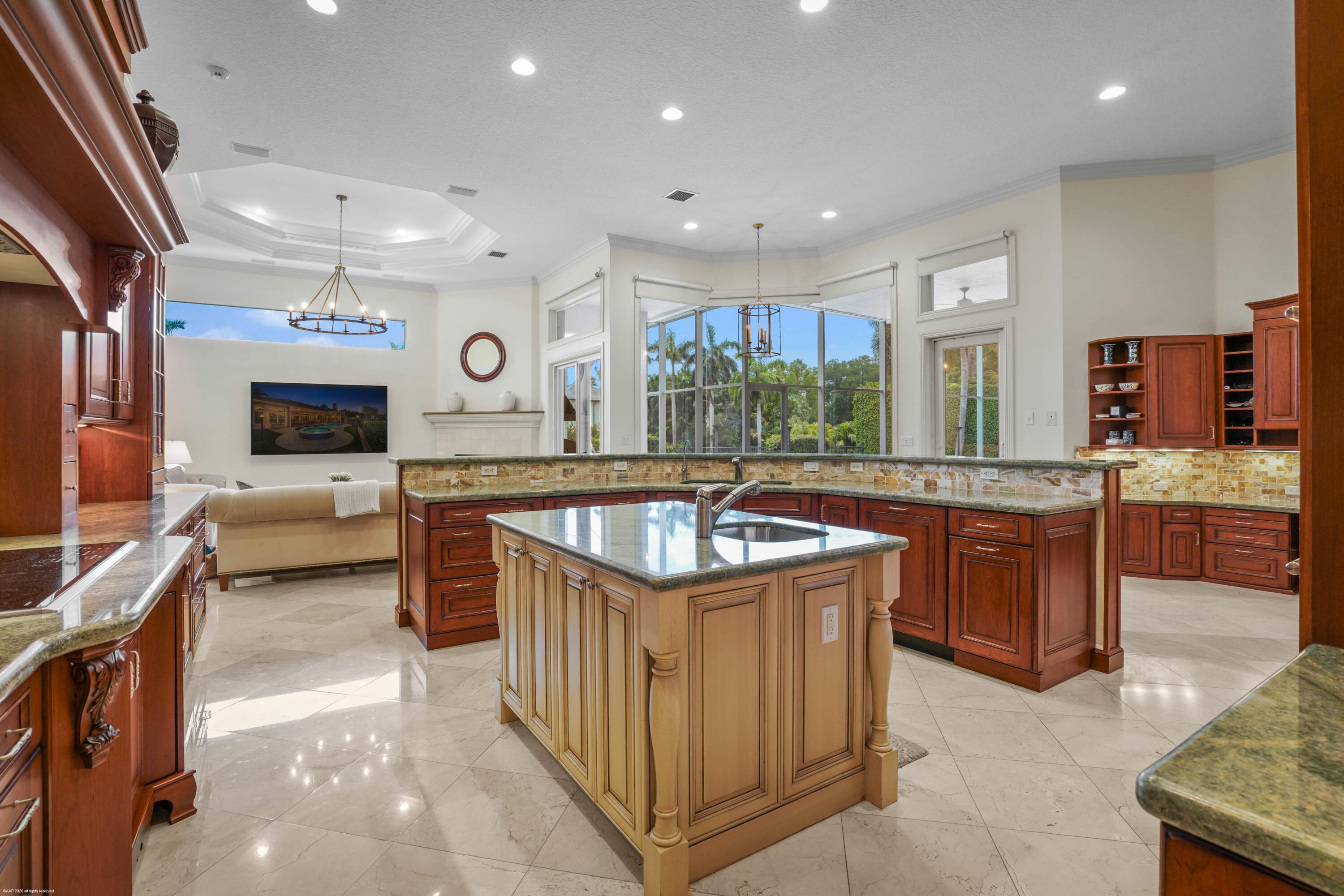 12809 Mizner Way