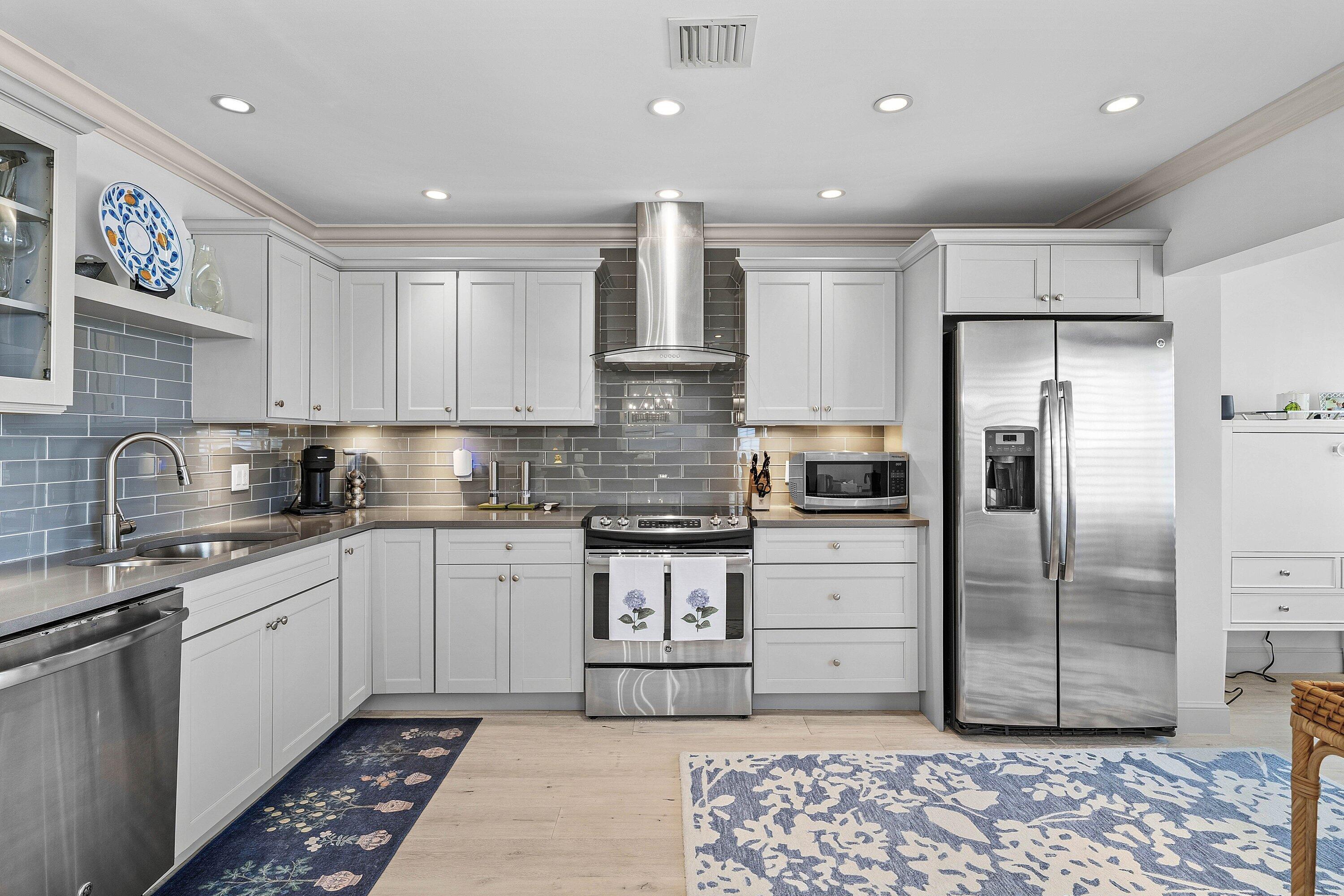 10181 Quail Covey Road Hibiscus N