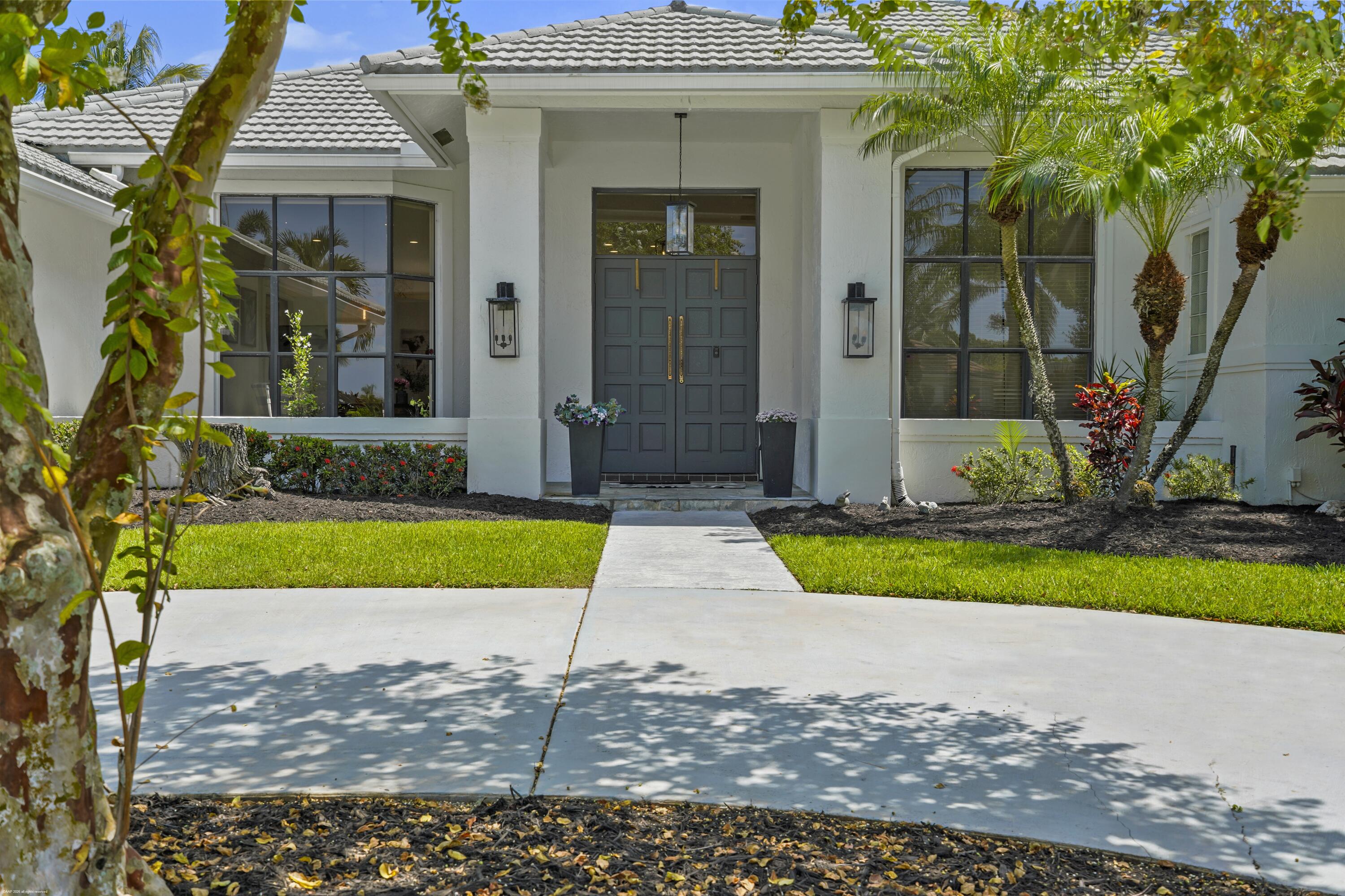 1902 S CLUB Drive