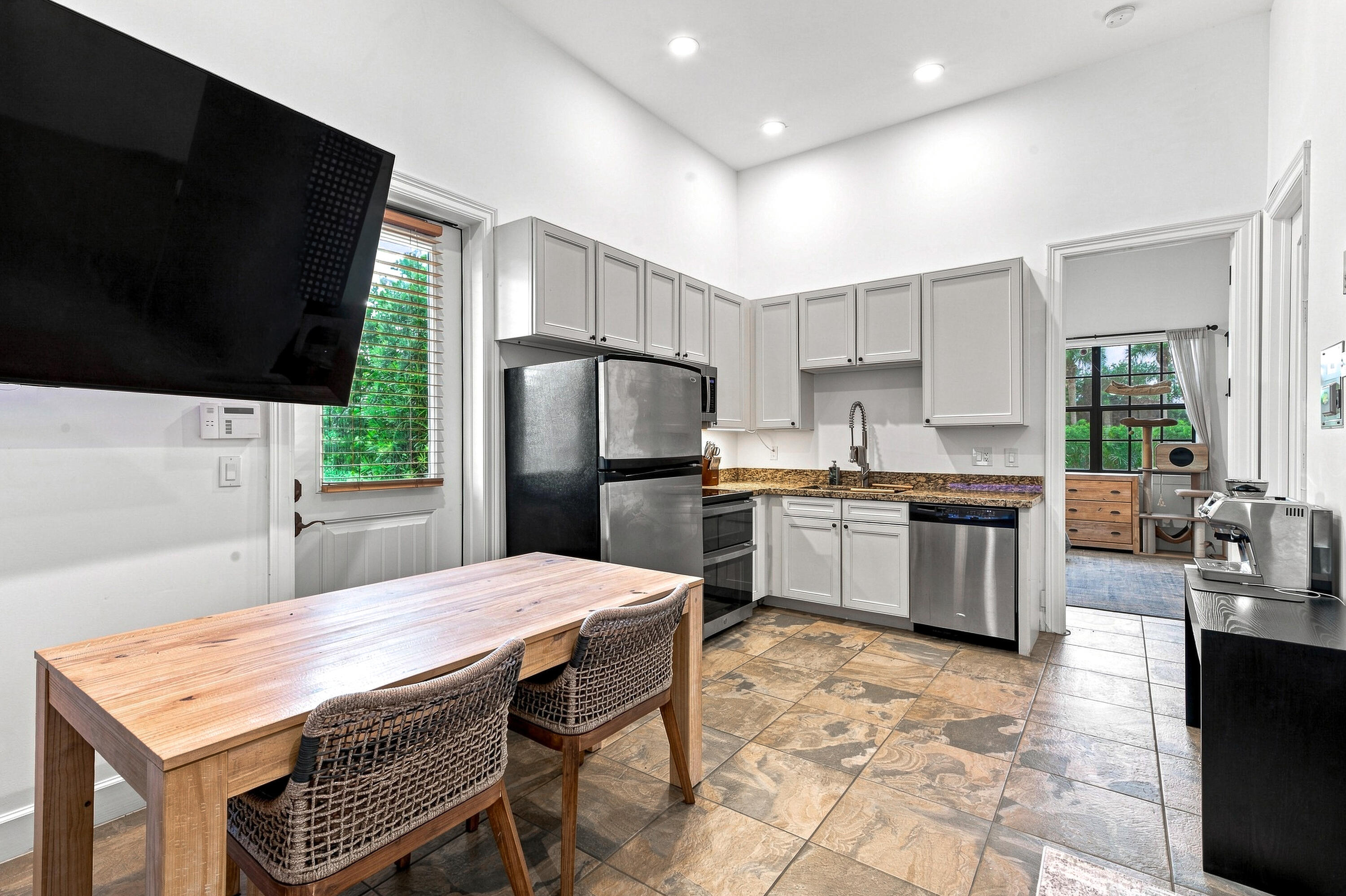 4600 GARDEN POINT Trail