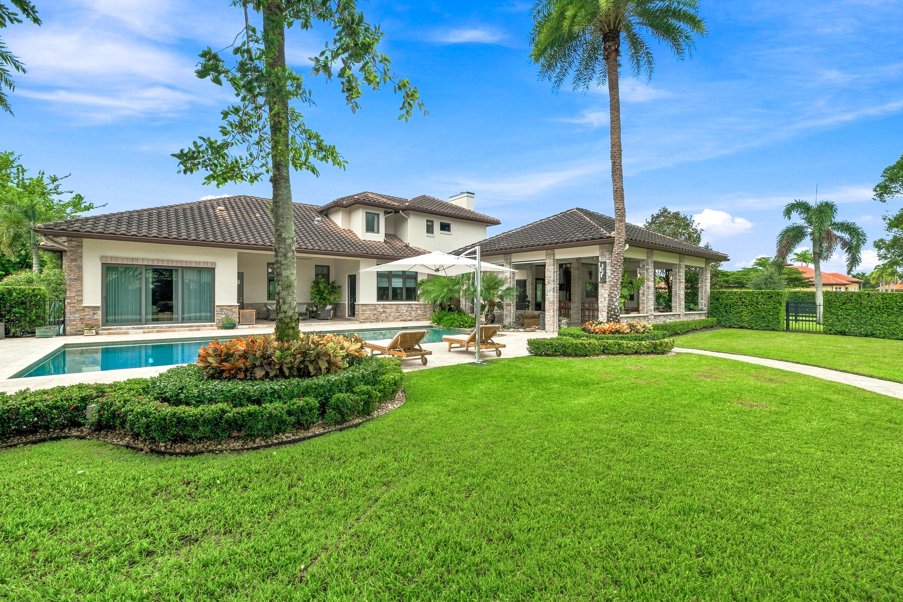 4600 GARDEN POINT Trail