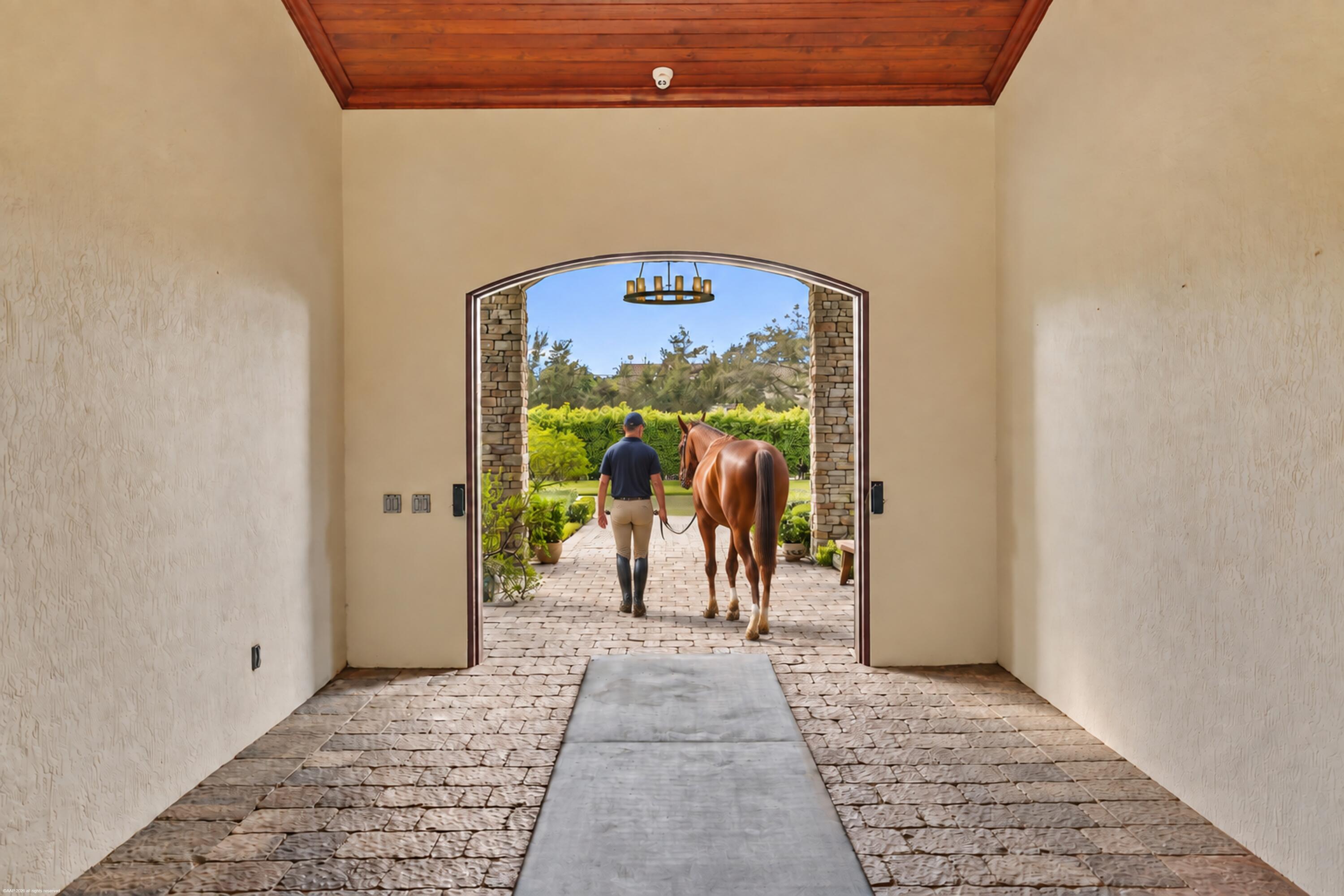 4600 GARDEN POINT Trail