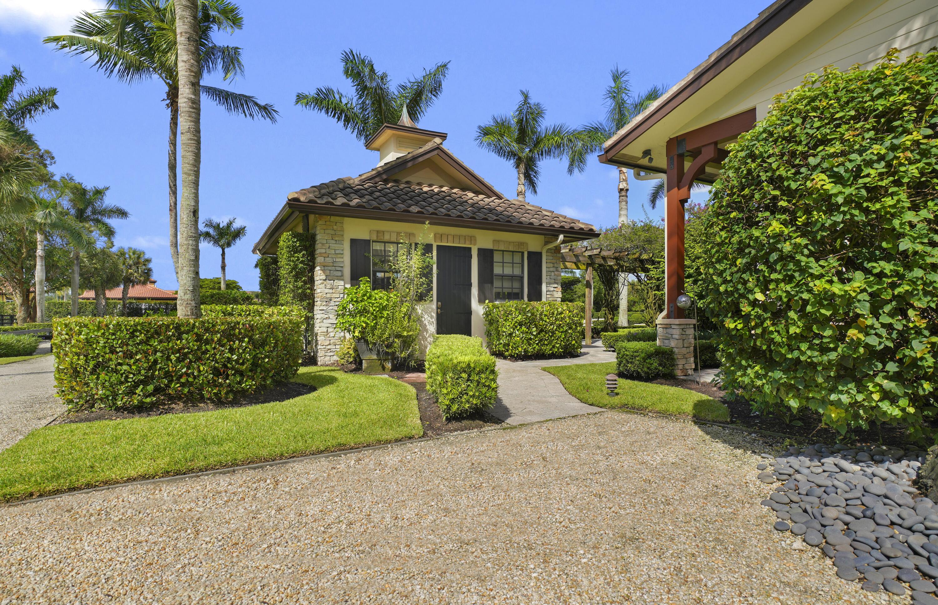 4600 GARDEN POINT Trail