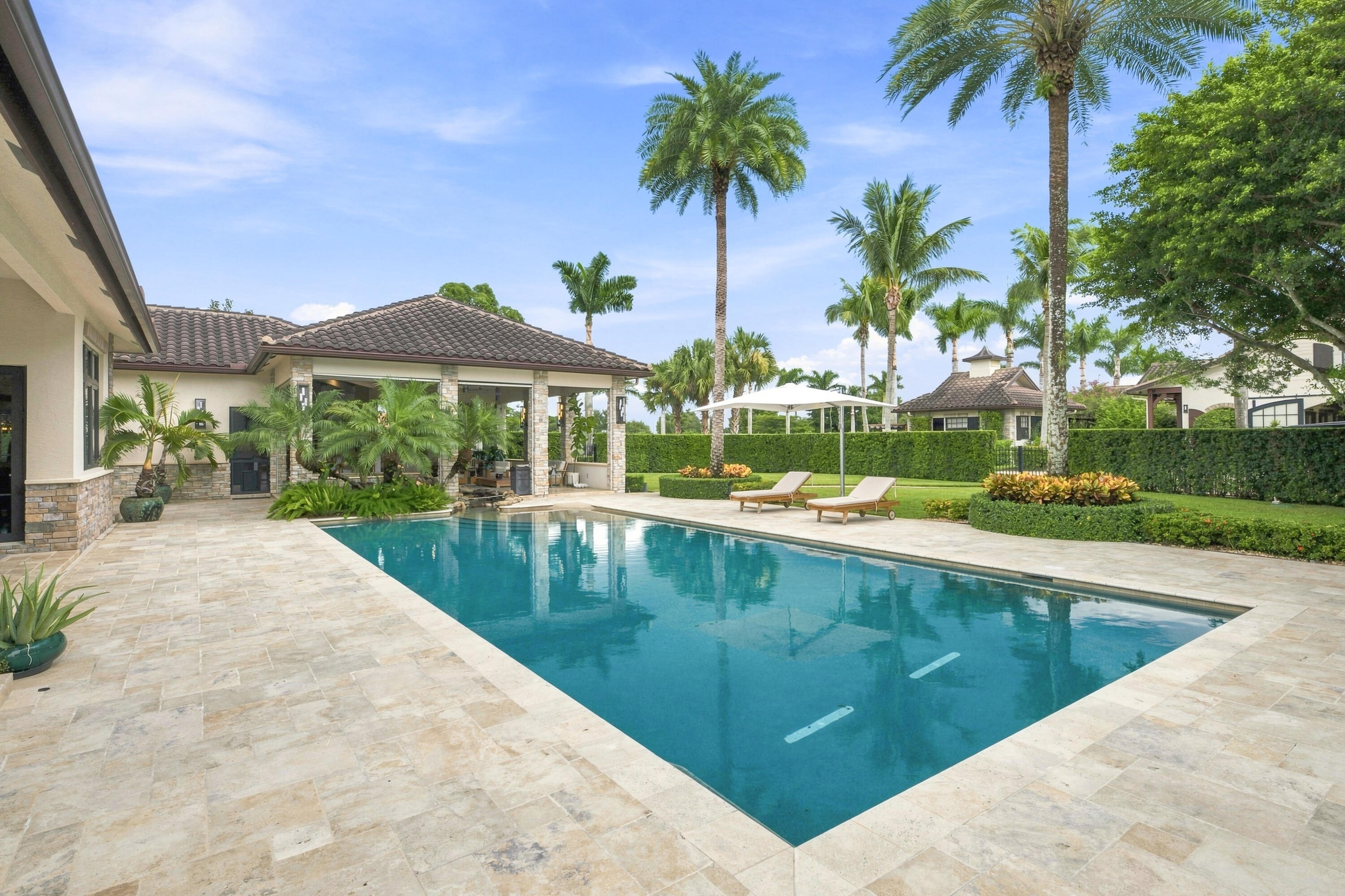 4600 GARDEN POINT Trail