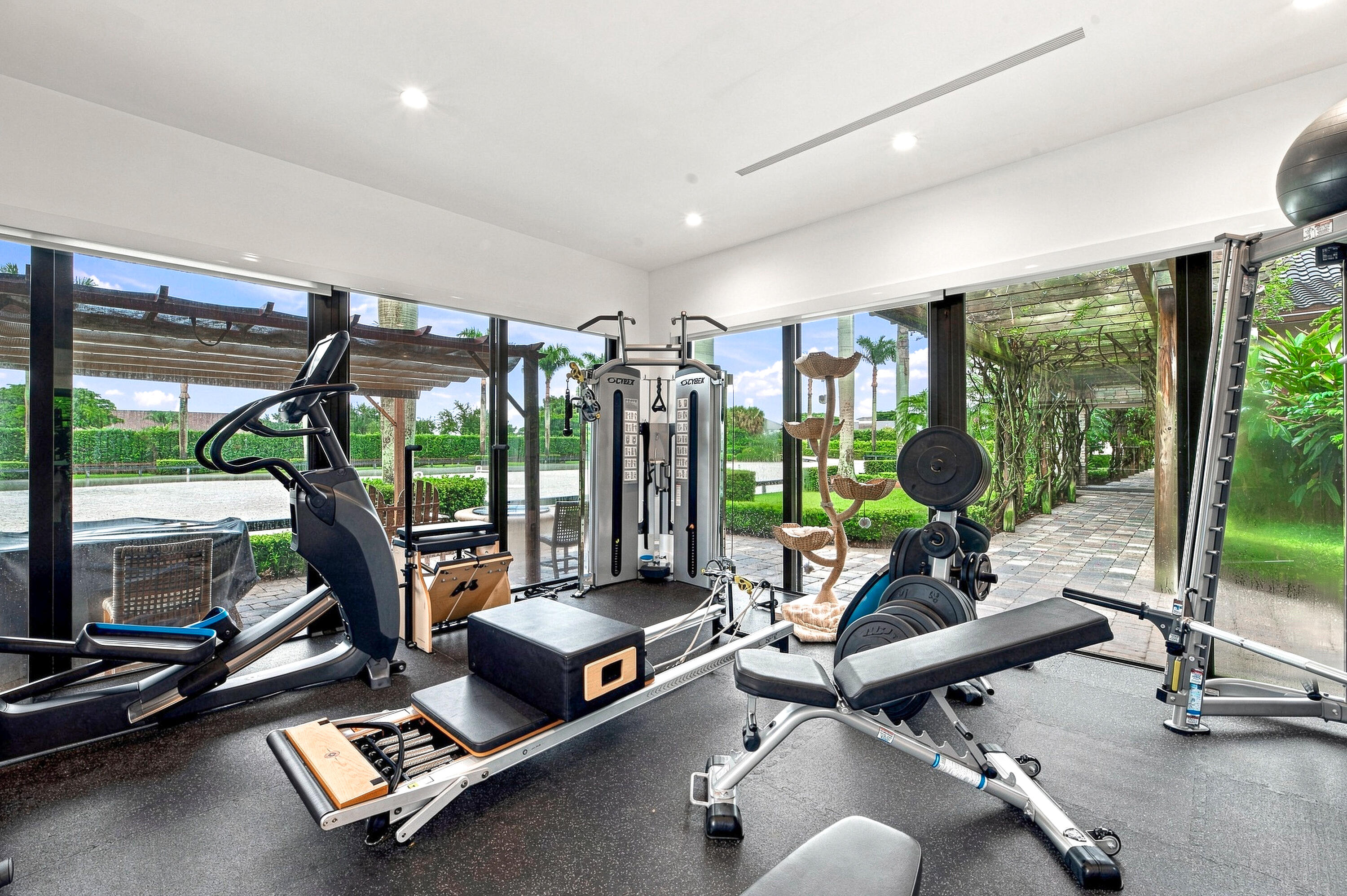 4600 GARDEN POINT Trail