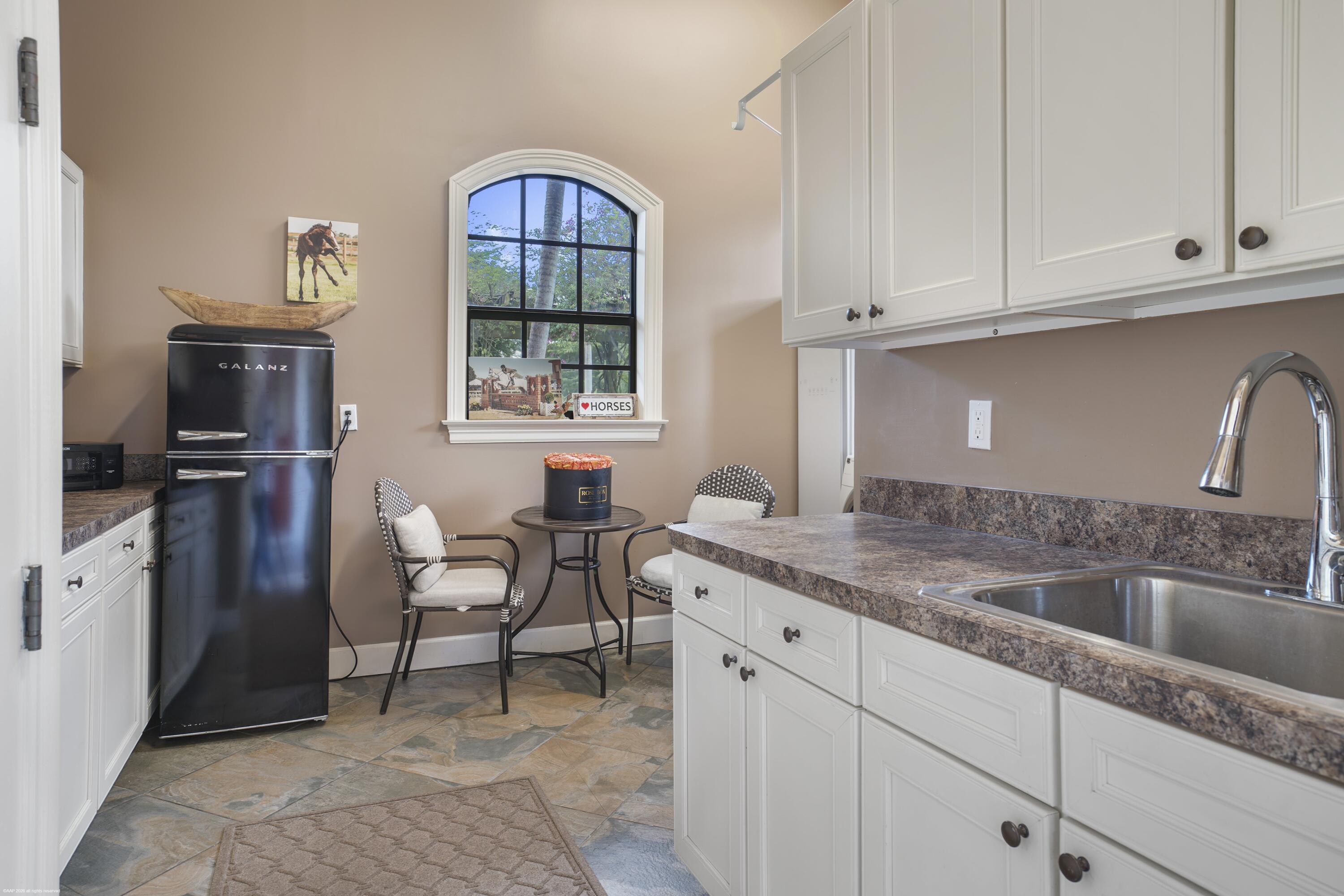 4600 GARDEN POINT Trail