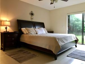 13522 Fountain View Boulevard Court 1