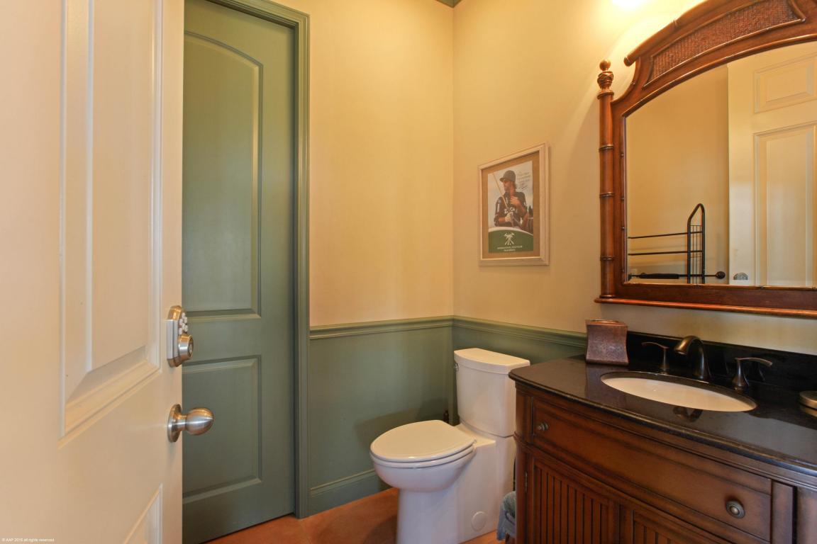 1761 Clydesdale Avenue