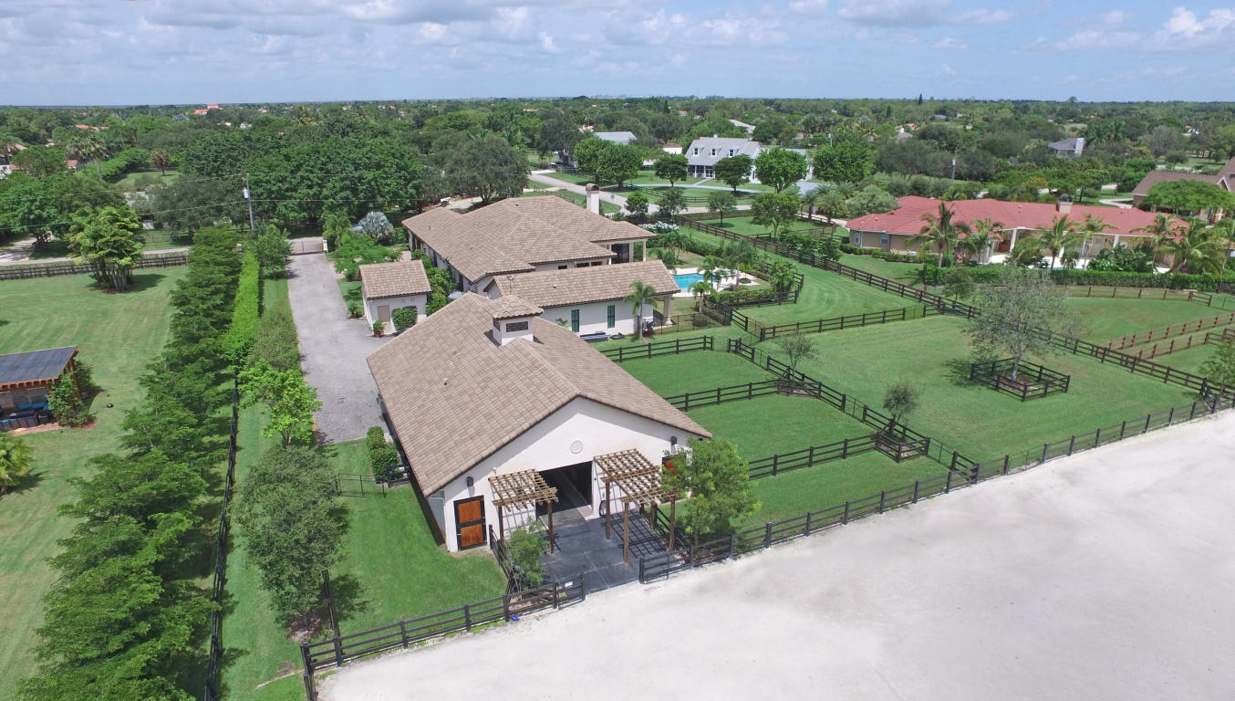 1761 Clydesdale Avenue