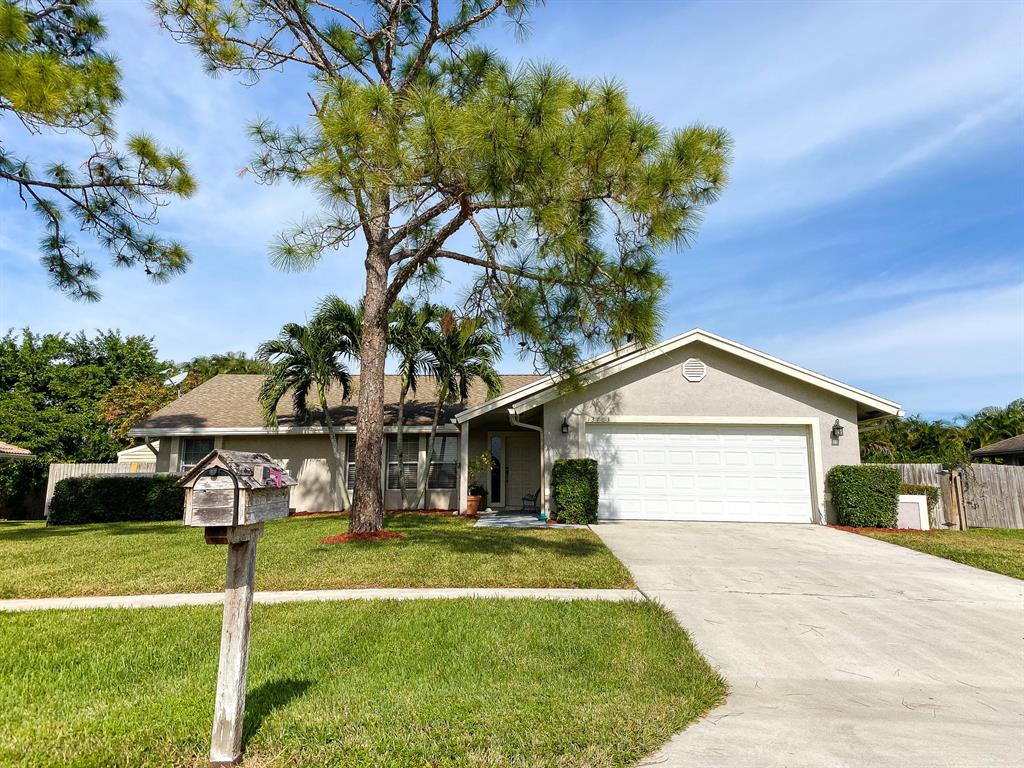 13763 Norwick Street