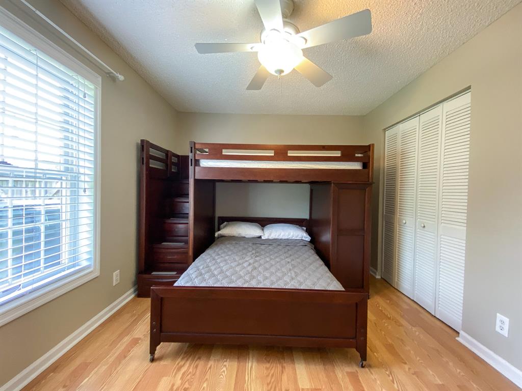 13763 Norwick Street