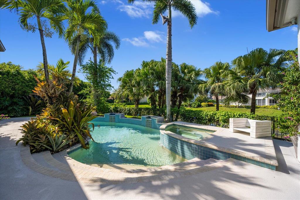 2288 Golf Brook Drive